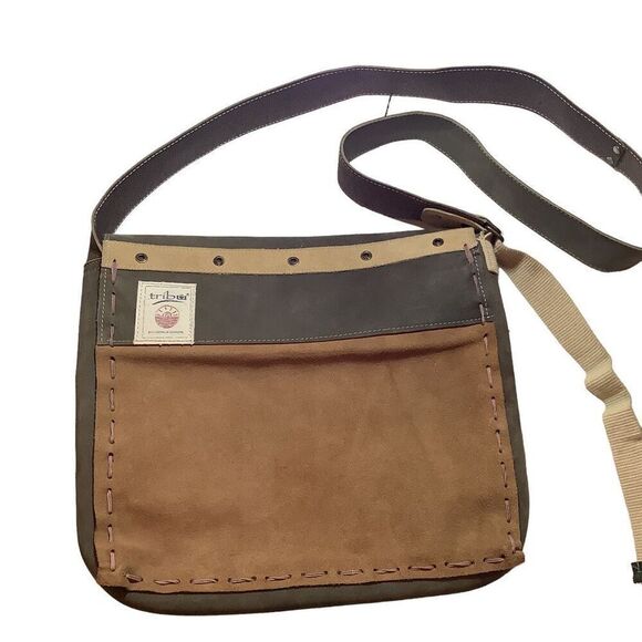 Tribu Ecuadorian Suede Leather Crossbody Messenger Bag NWOT - Picture 2 of 7
